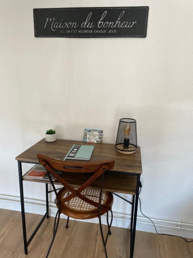 Un Cocon Au Coeur De La Champagne Avec Parking Apartment Еперне Екстериор снимка